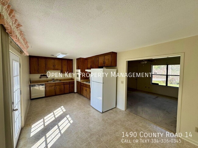 Building Photo - 1490 Co Rd 14