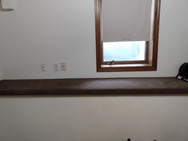 Building Photo - 264 W 16th St