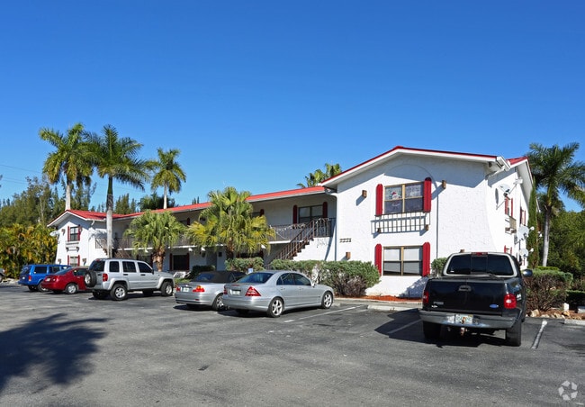 Building Photo - Coral Harbor