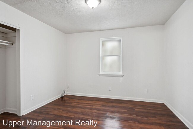 Foto del edificio - 1 br, 1 bath Apartment - 1944 Philip Stree...