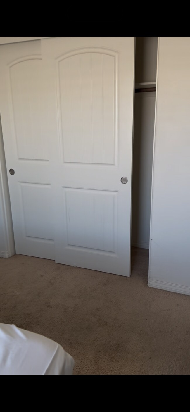 Foto del edificio - 14925 Shoreham St