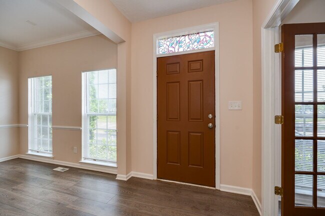 Foto del edificio - 3506 Park Overlook Dr