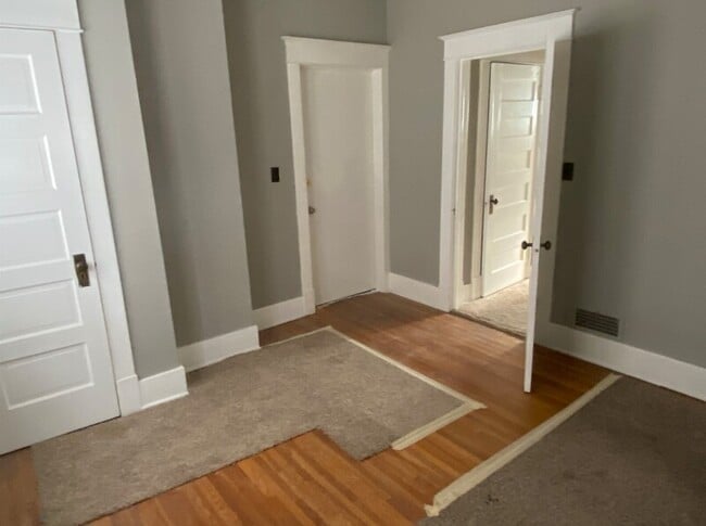 Foto del edificio - 1727 S 13th St