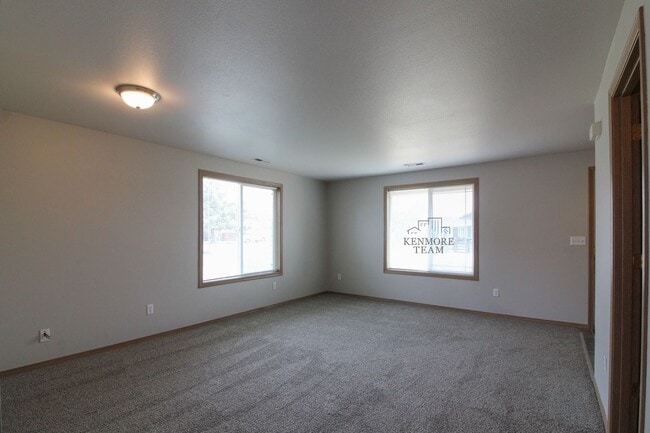 Building Photo - 3 Bedroom, 2 Bath Home in Pasco