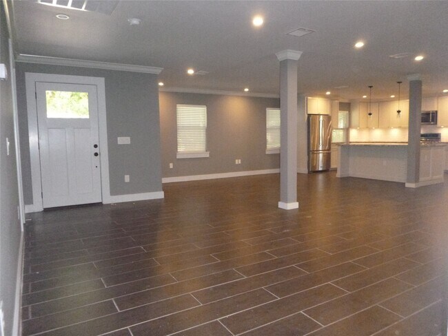 Foto del edificio - 4818 Spellman Rd
