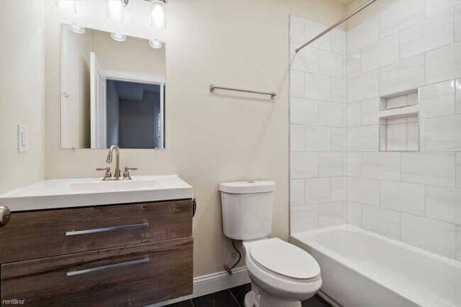 Foto del edificio - 3 br, 3 bath Duplex - 1528-30 INGERSOLL ST...