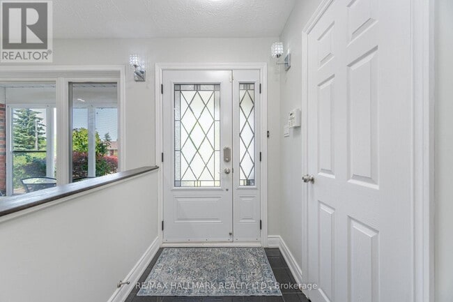 Building Photo - 47 Marthclare Ave