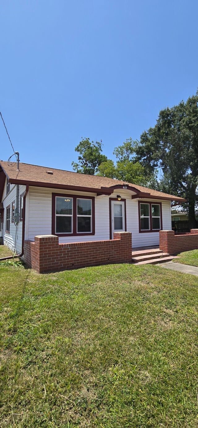Building Photo - 417 E Jack Ave