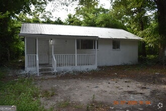 Building Photo - 1083 Nassau Pl