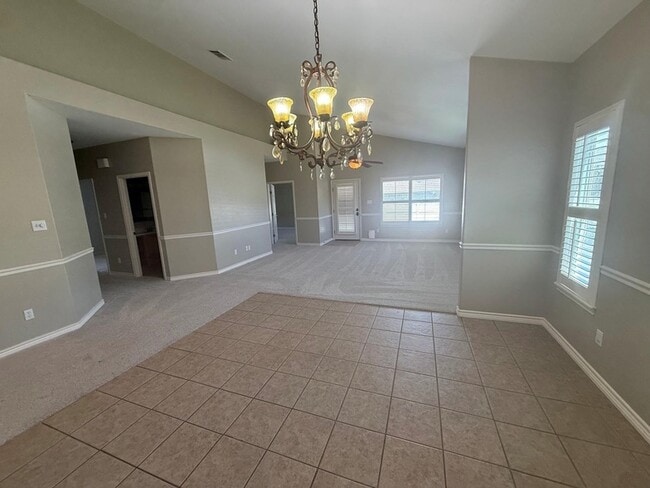 Building Photo - 125 Dove Ln