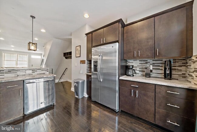 Foto del edificio - 1517 Latona St