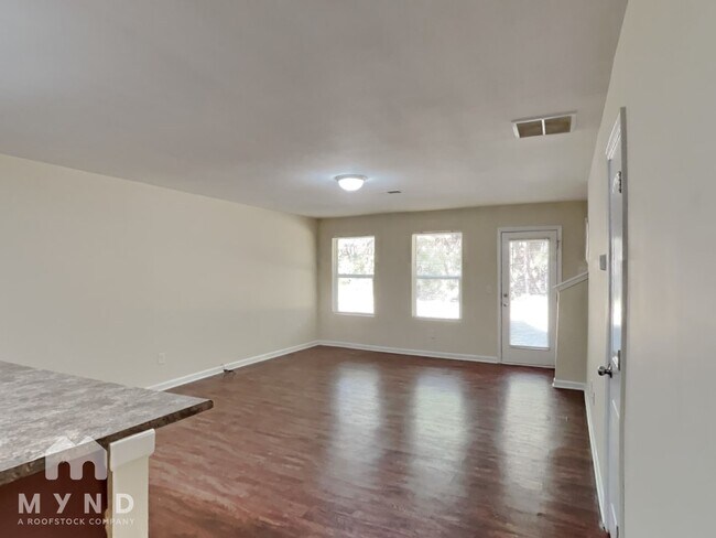 Foto del edificio - 168 Alton Cir