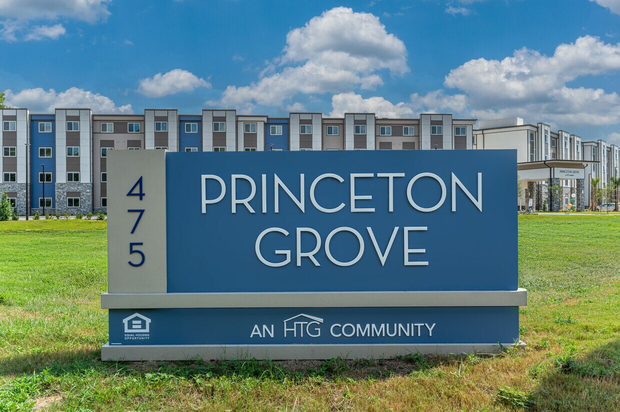 Foto principal - Princeton Grove- Now Leasing