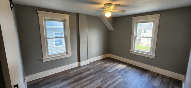 Building Photo - 258 McGowan St