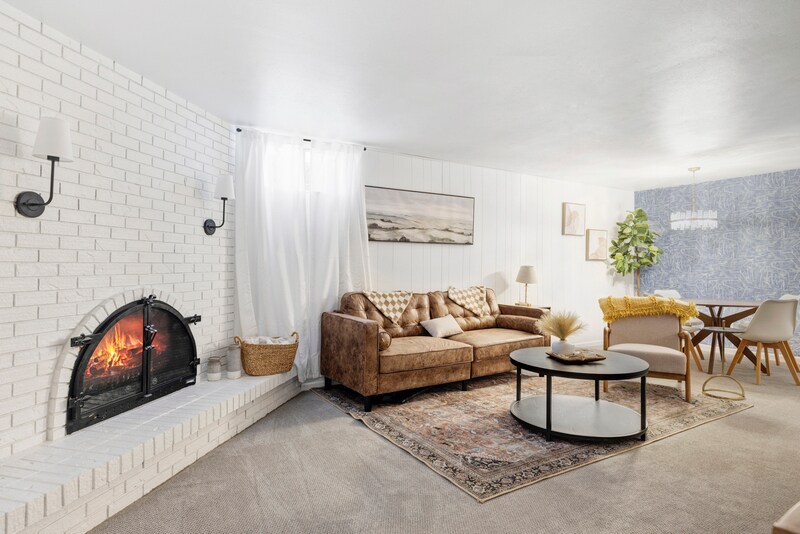 Foto principal - 6321 Chase St