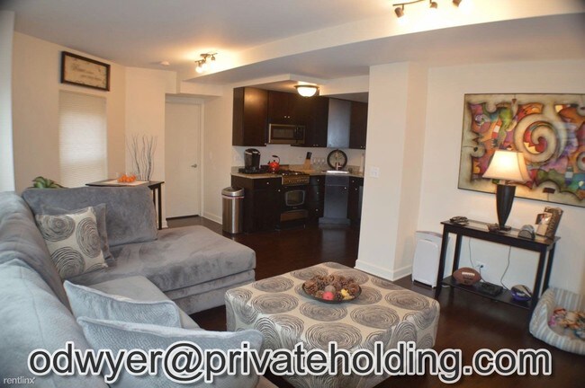 Foto del edificio - 1400 N Lake Shore Dr