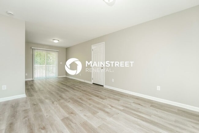 Building Photo - 3 Bedroom Pet-Friendly Home in Stone Mountain, GA with Main Street Renewal