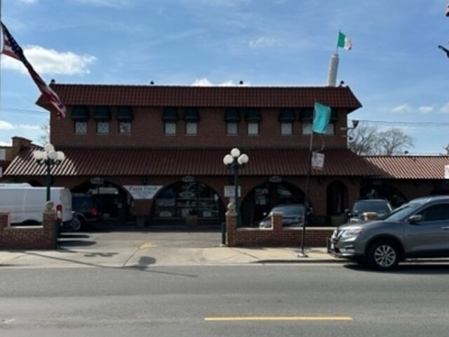 Primary Photo - 3424 N Harlem Ave
