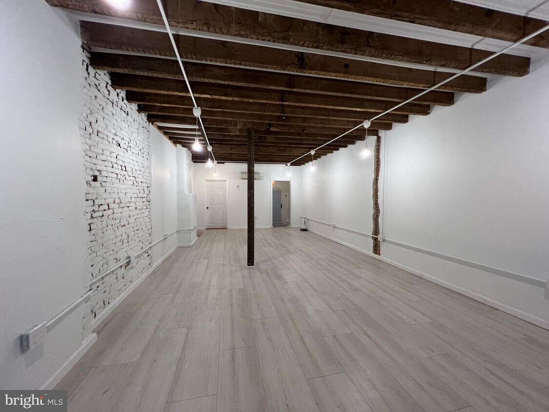 Foto principal - 112 Bridge St