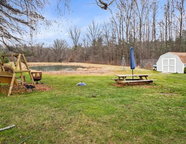 Foto del edificio - 7394 Farrand Rd