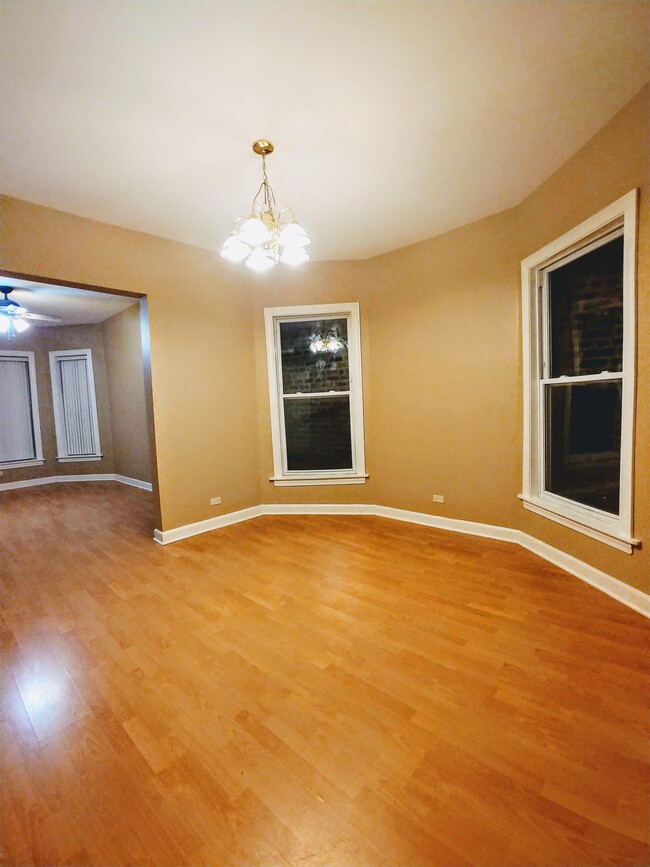 Dining Room - 6414 S Evans Ave