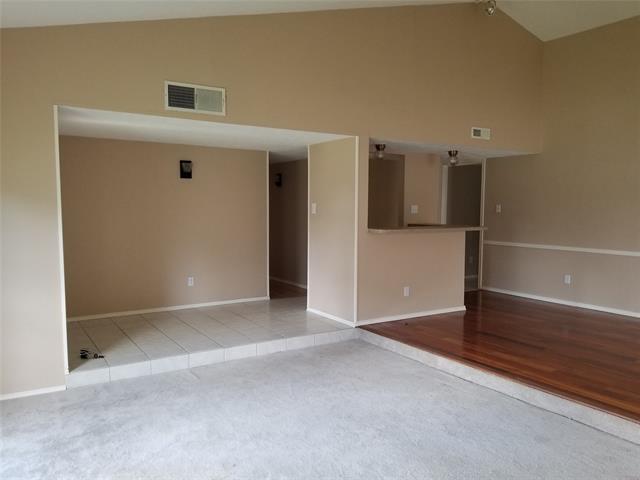 Building Photo - 1305 Clearview Dr
