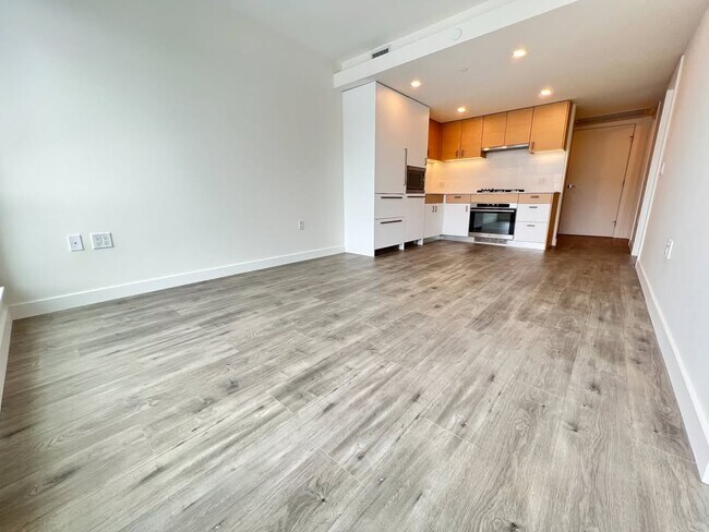 Photo du bâtiment - 200 Klahanie Crt