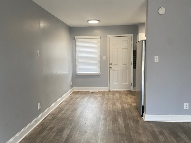 Building Photo - Park Creek Apartments