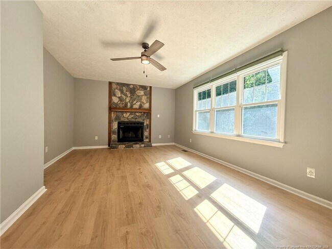 Building Photo - 6439 Applewhite Rd