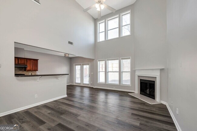 Foto del edificio - 3305 Briaroak Dr