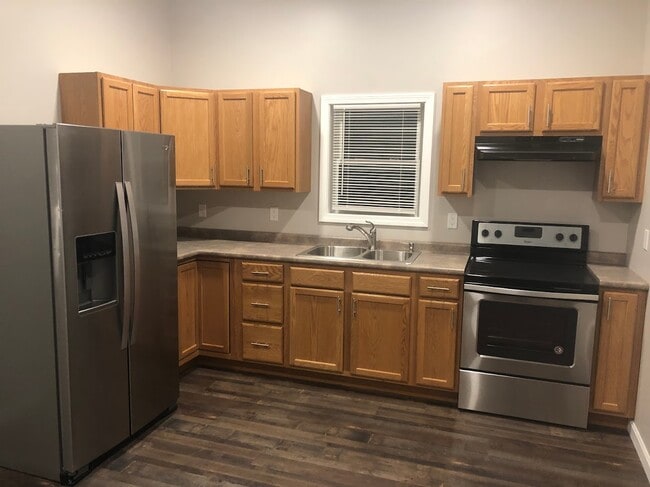 Building Photo - 69 Hampshire St