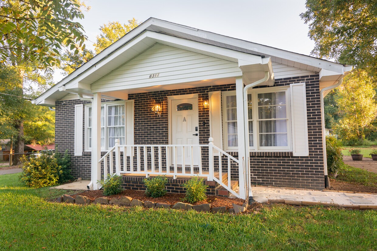 Charming 1945 Unit A Entrance w/Smart Locks and Keyless Entry - 6311 Woodberry Ln