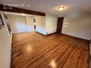 Building Photo - 97 Eckhert St