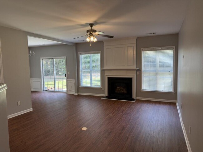 Foto del edificio - 13230 Marrywood Dr