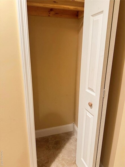 Foto del edificio - 1019 E 230th St