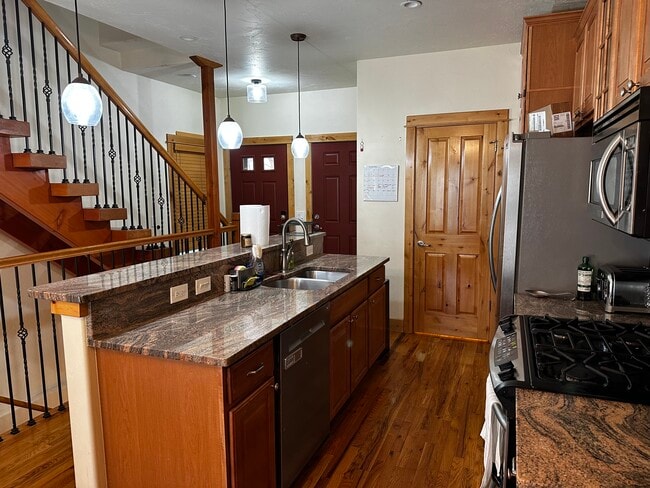 Foto del edificio - 3057 Aspen Leaf Way