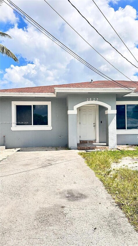 Primary Photo - 2823 NW 106th St