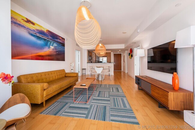 Foto del edificio - 2821 N Ocean Blvd