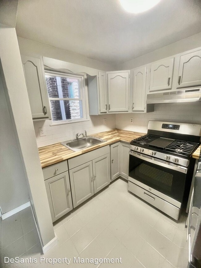 Building Photo - 2 br, 2 bath House - 2321 Athena Street