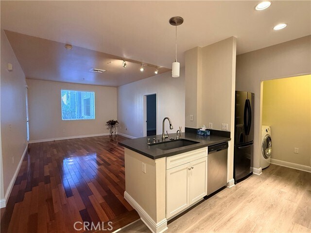 Foto del edificio - 1162 Scholarship