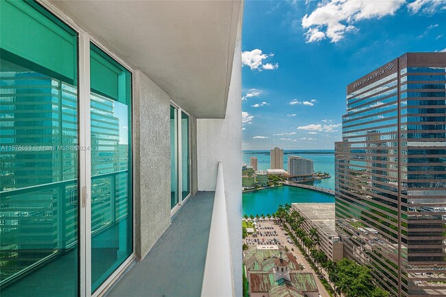 Foto del edificio - 500 Brickell Ave