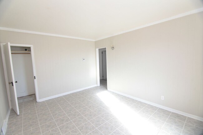 Building Photo - QCA4626