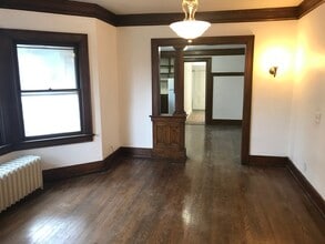 Building Photo - 317 Meigs St