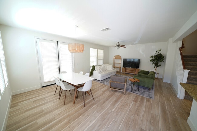 Foto del edificio - 28635 N Pietro Dr
