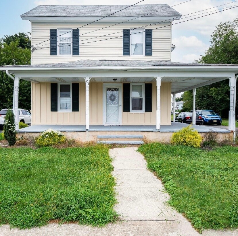 Foto principal - 105 Front St