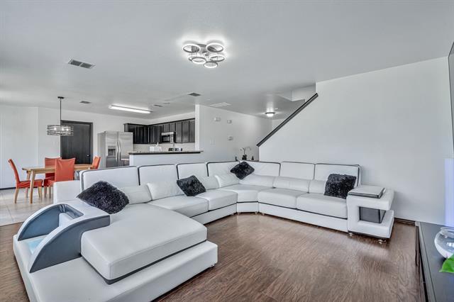 Foto del edificio - 4308 Silverwood Trail