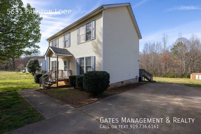 Foto del edificio - 5631 Preston Loop