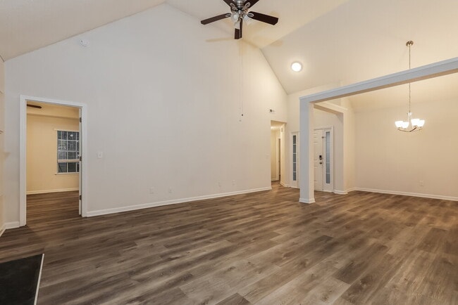 Foto del edificio - 1427 Isleworth Cir