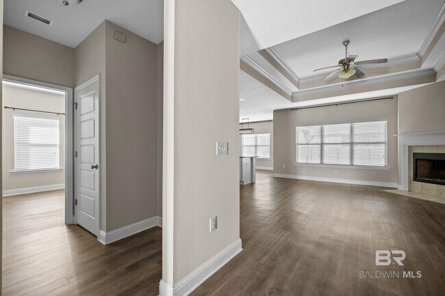 Foto del edificio - 667 Whittington Ave