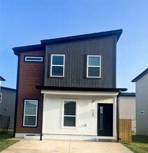 Building Photo - 960 Ventnor Ave